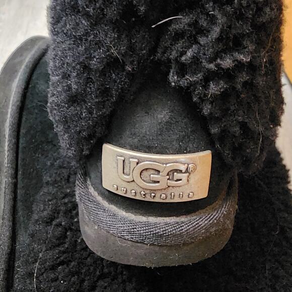 UGG Australia PATTEN Black Suede Sheepskin Boots Size US 7 #1006794 - Picture 2 of 9